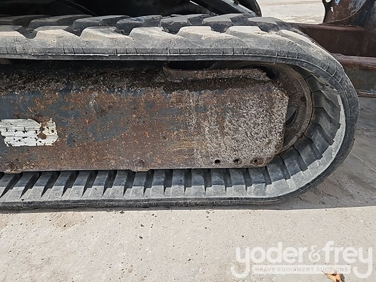2017-deere-30g-image-12
