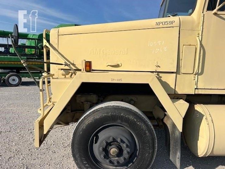 1983-am-general-m915a1-image-16