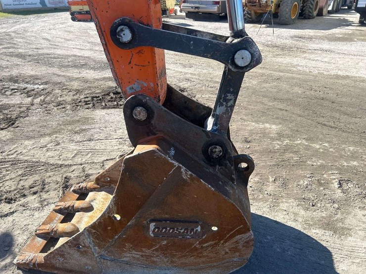 2024-doosan-dx140-lcr-image-50