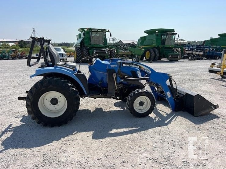 2008-new-holland-t2220-image-6