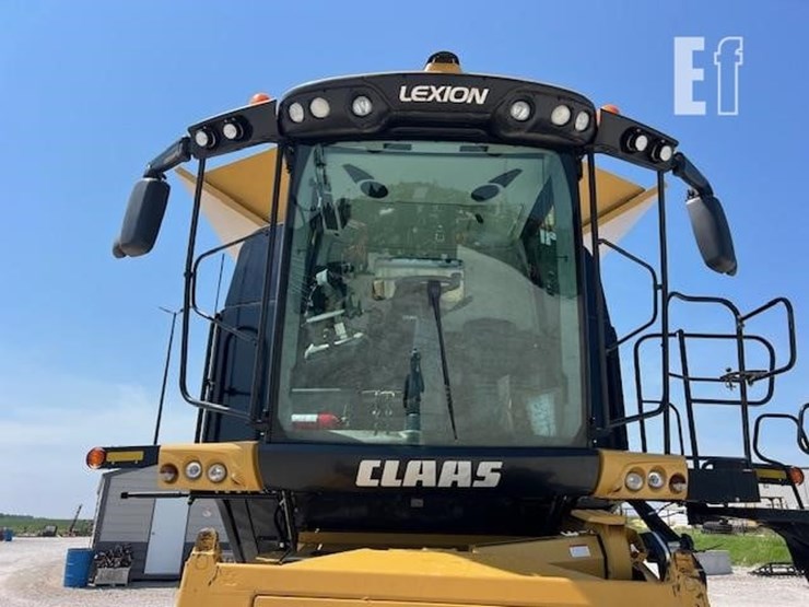 2015-claas-lexion-740-image-15