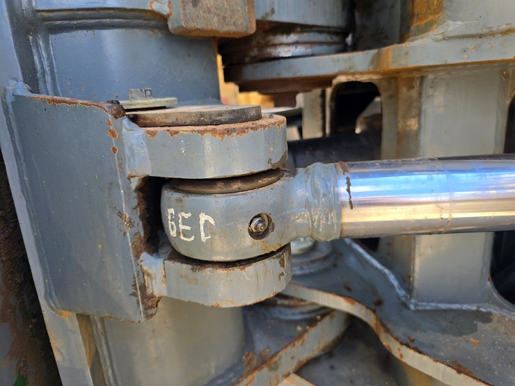 2012-terex-ta400-image-70