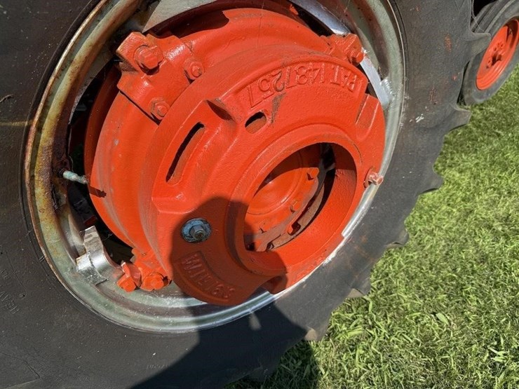 allis-chalmers-wd-tractor-image-7