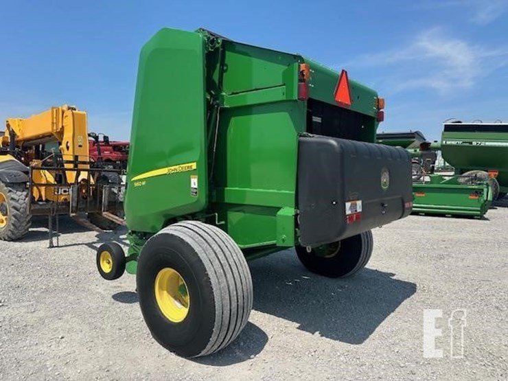 2019-john-deere-560m-image-3