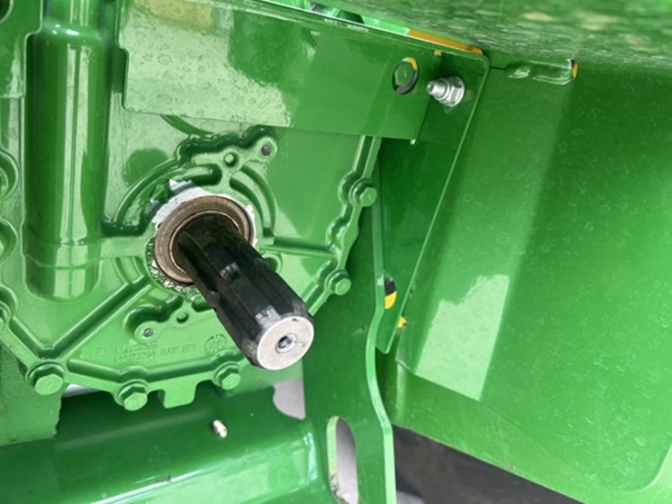 2024-john-deere-4066r-image-8