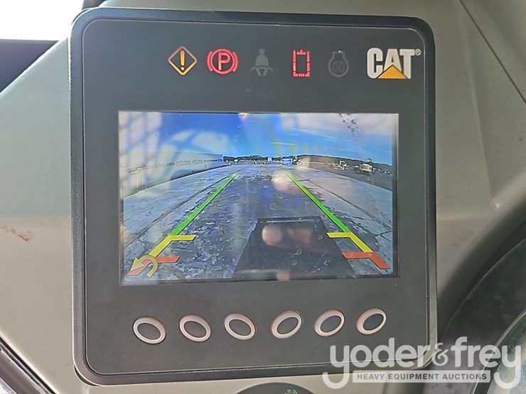 2023-caterpillar-259d3-image-32