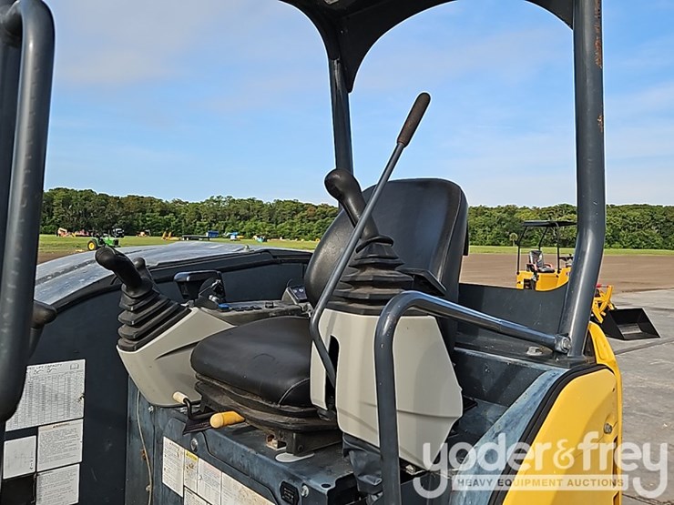2021-kobelco-sk55srx-6e-image-30
