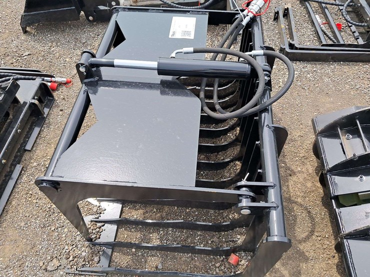 44"-mini-rock-grapple-bucket-image-3