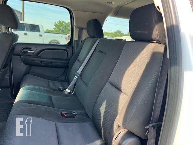2011-gmc-yukon-xl-image-37