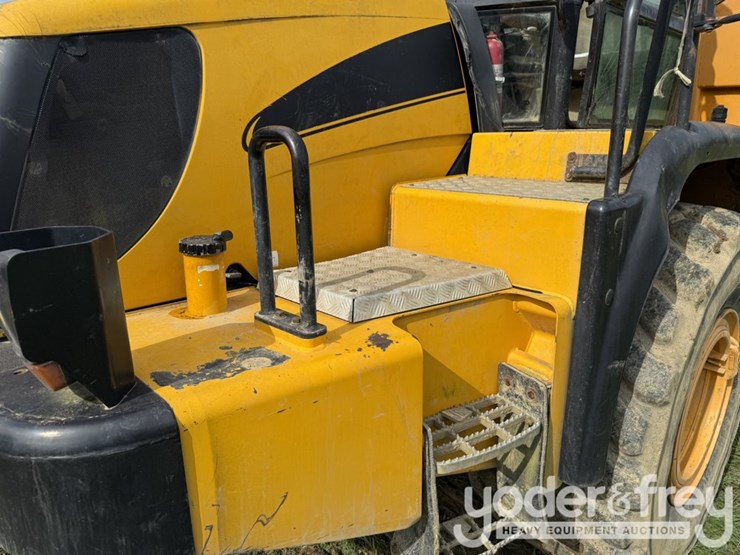 2005-jcb-718-image-30