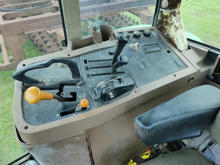 john-deere-7810-image-12