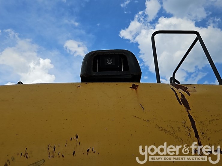 2015-kobelco-sk210-lc-9-image-33