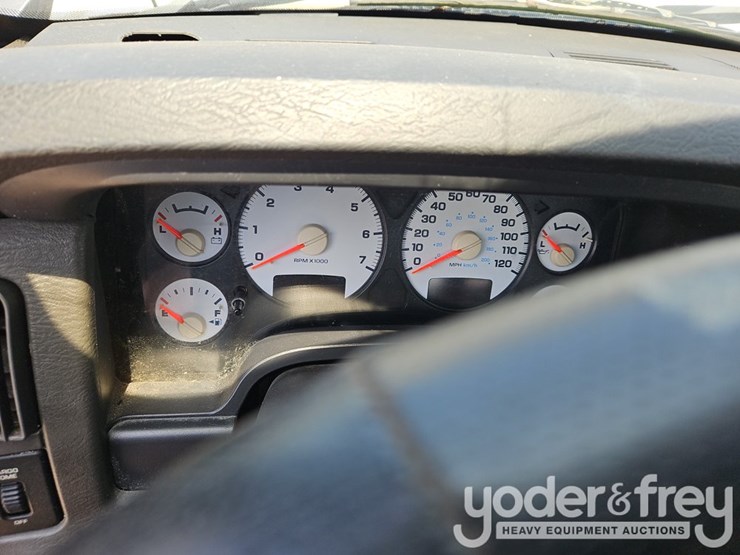 2004-dodge-ram-1500-image-33