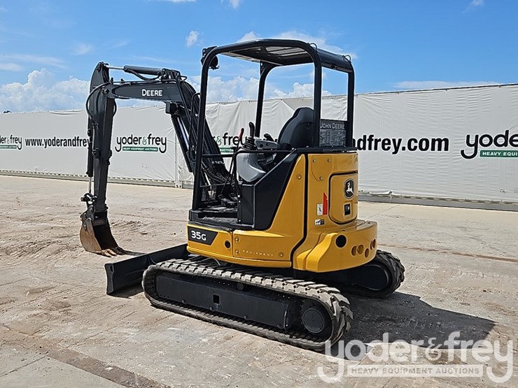 2023-deere-35g-image-4