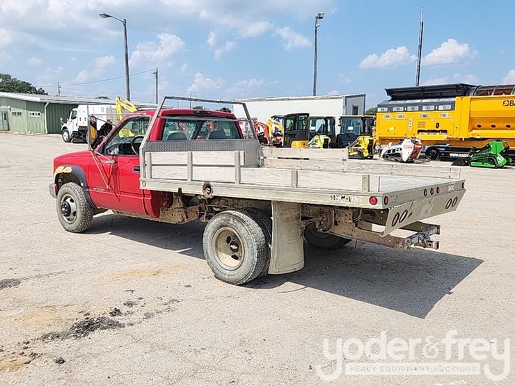 1998-chevrolet-3500-image-3