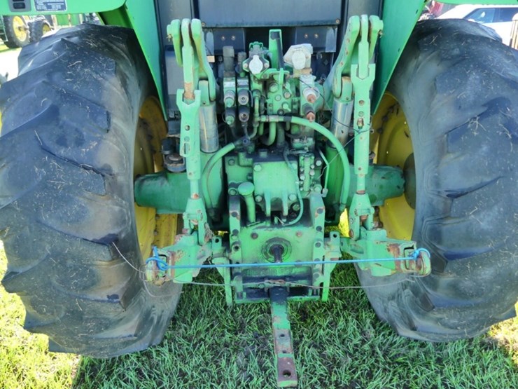 john-deere-7330-image-5
