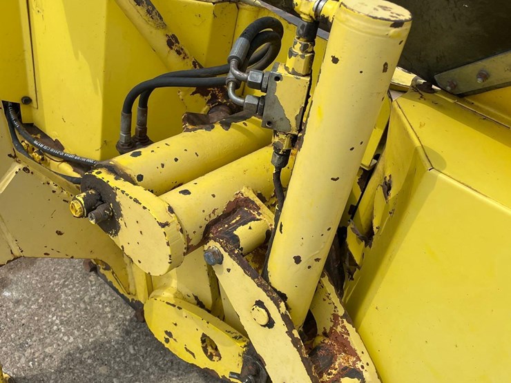 john-deere-688-image-31
