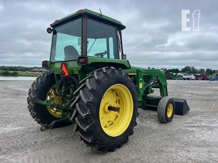 john-deere-4230-image-4