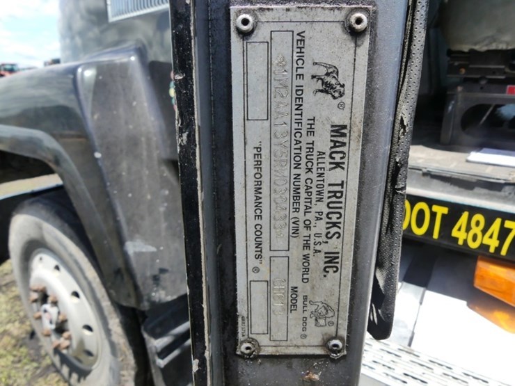 1994-mack-ch613-image-15