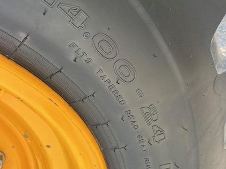 2016-jcb-507-42-image-20