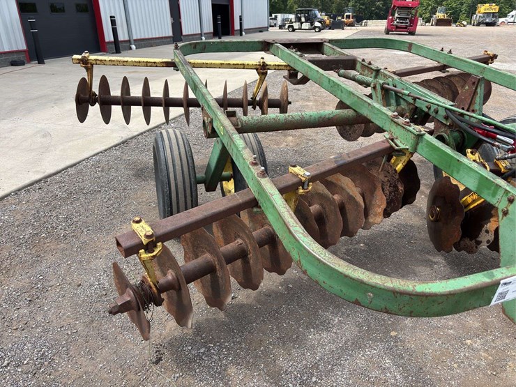 john-deere-110-image-12
