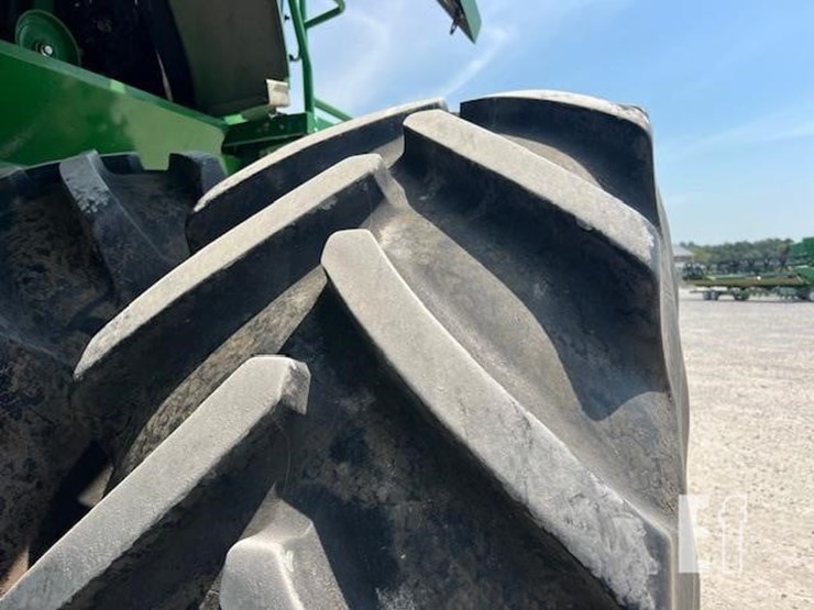 2014-john-deere-s670-image-71
