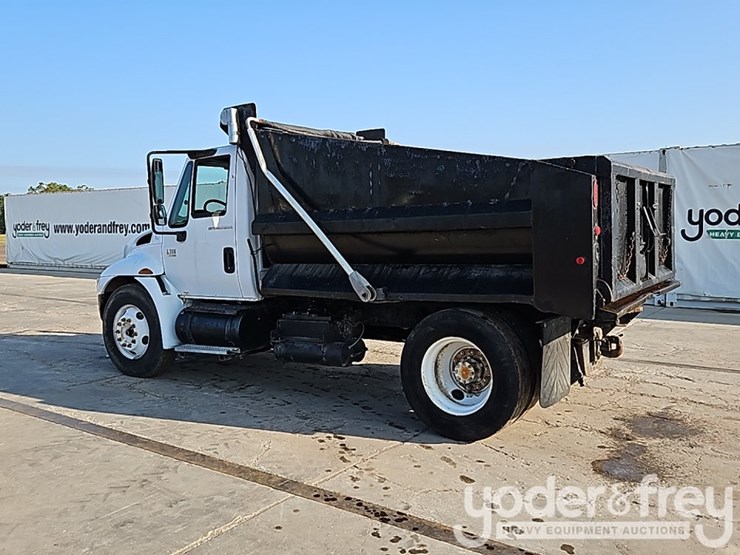 2006-international-durastar-4300-image-4