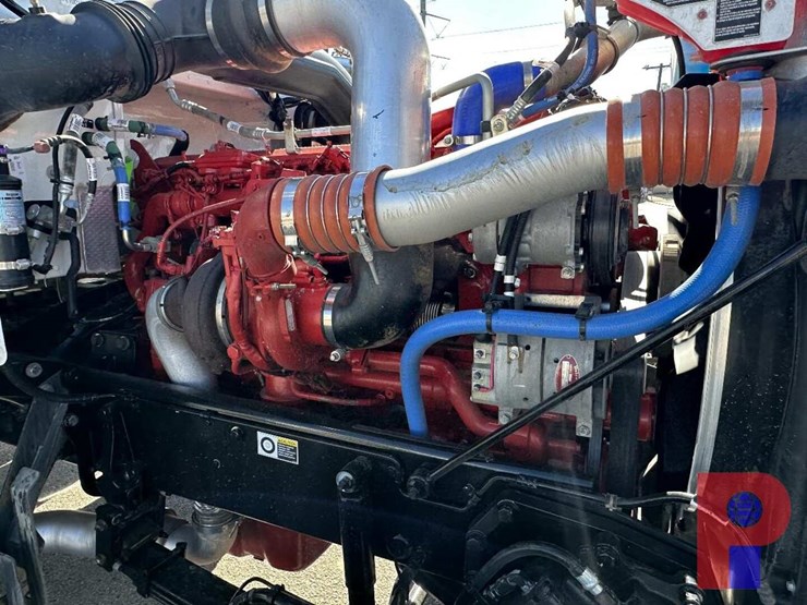 2014-peterbilt-388-image-18