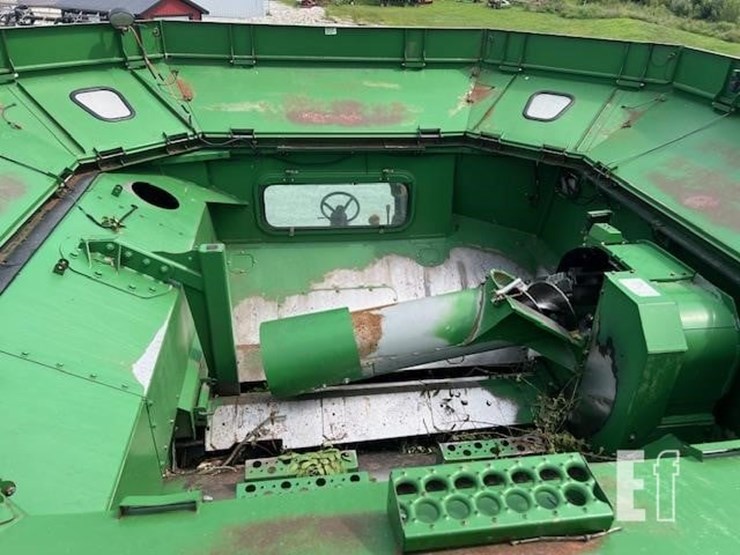 2011-john-deere-9770-sts-image-43