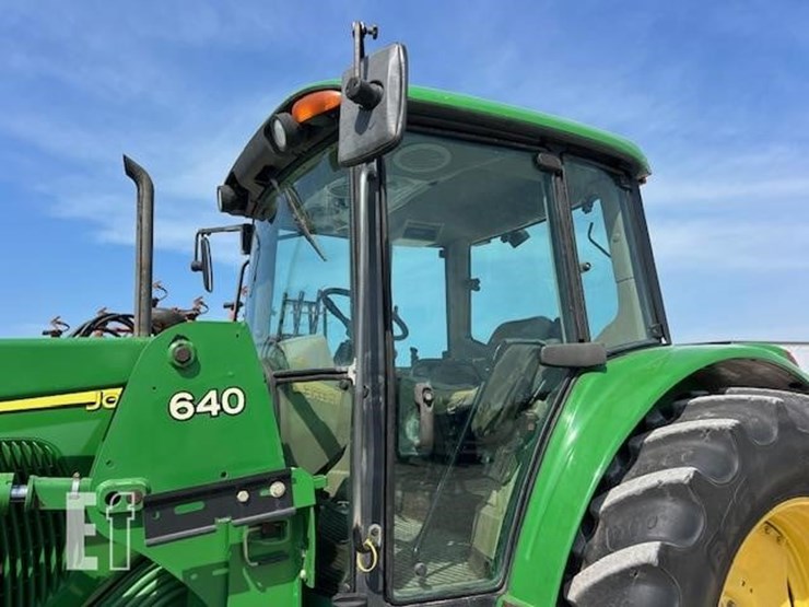 john-deere-6415-image-38