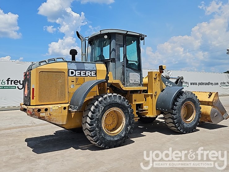 2005-deere-544j-image-5