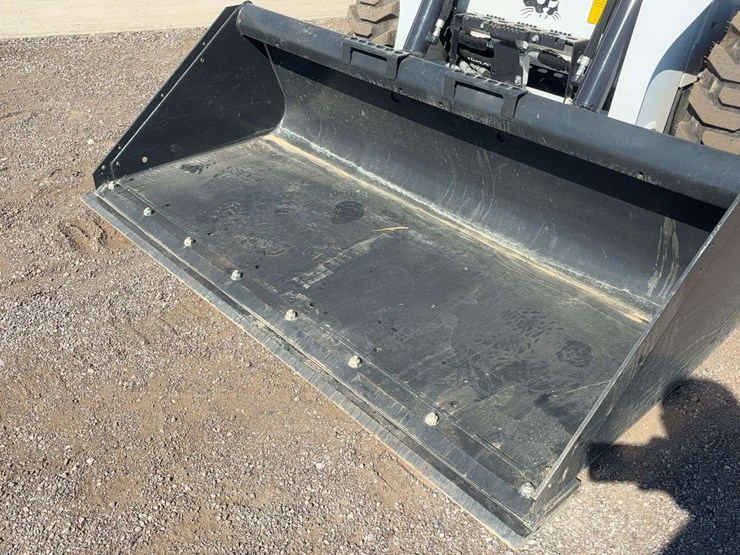 2024-bobcat-s590-image-16