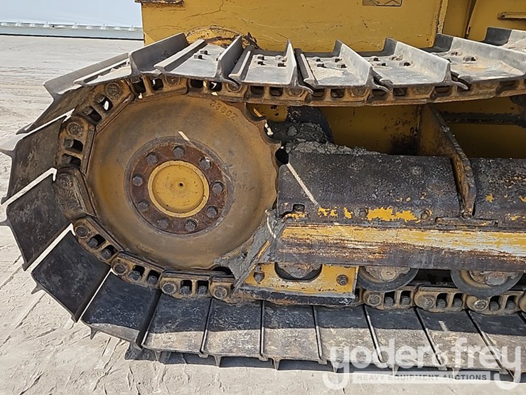 2015-deere-450j-image-9