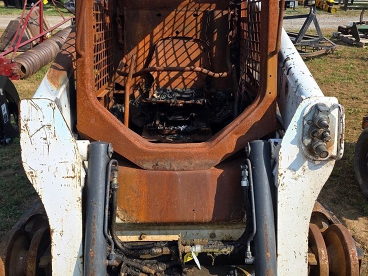 bobcat-t650-image-25