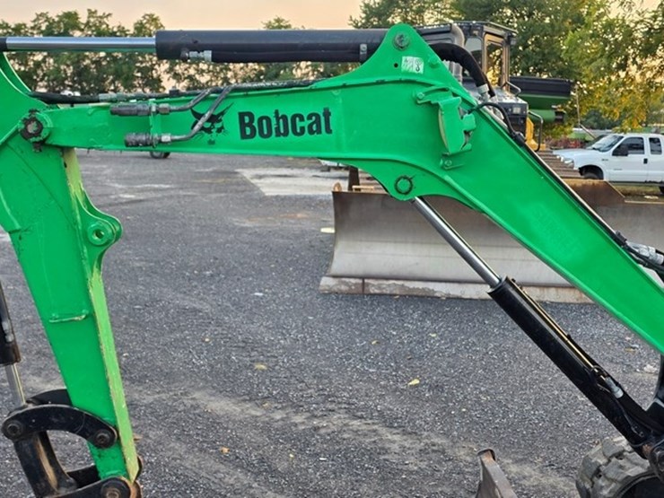 2017-bobcat-e26-image-9
