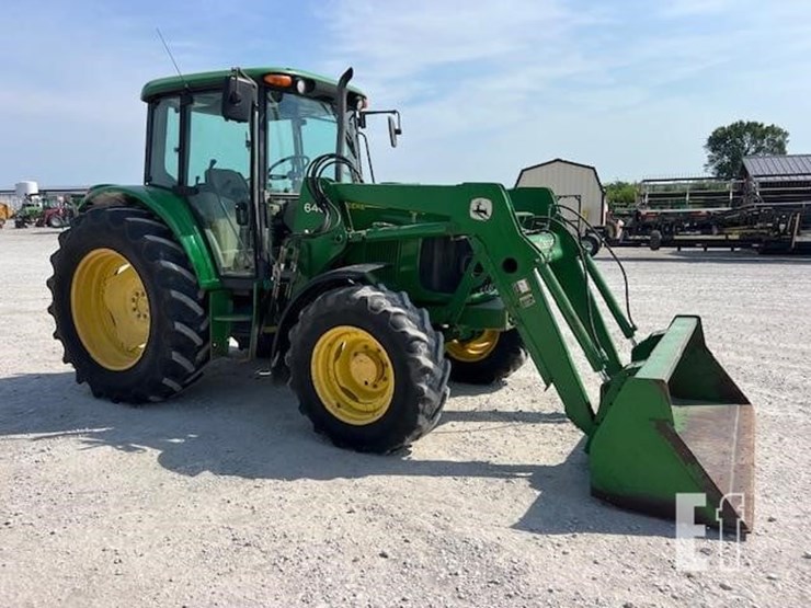 john-deere-6415-image-10