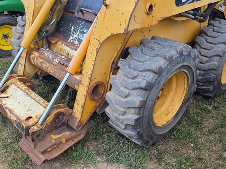 john-deere-250-image-26