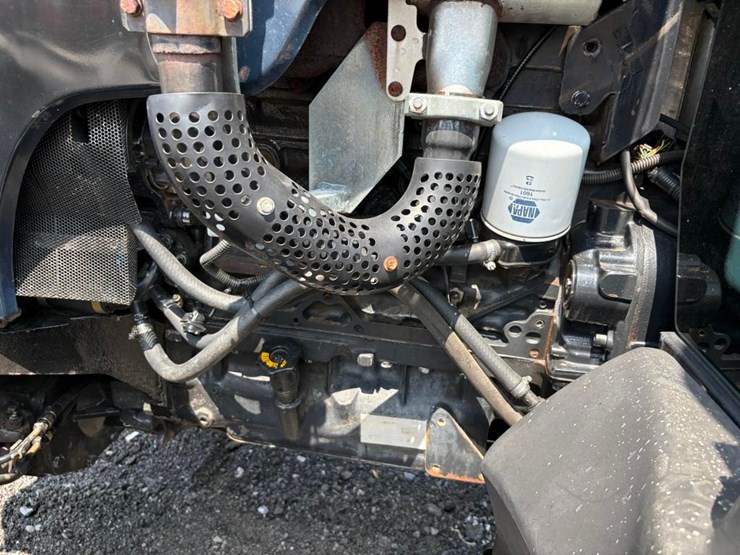 2006-new-holland-td95d-image-20