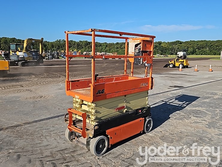 jlg-1932r-image-4
