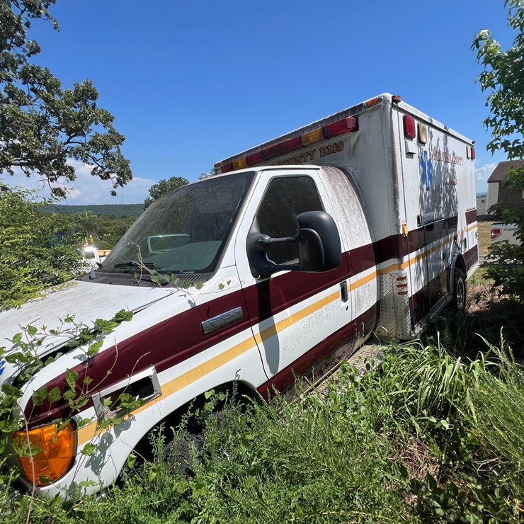 FORD E450