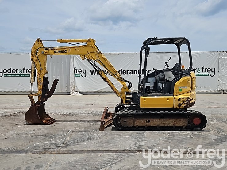 2017-kobelco-sk45sr-image-3