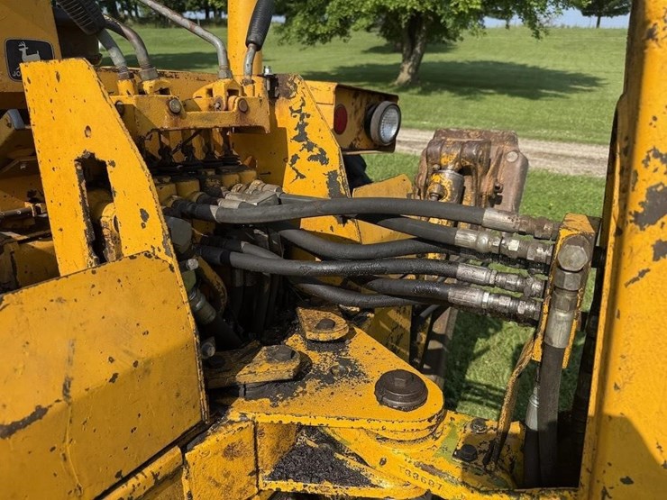 deere-500c-image-8