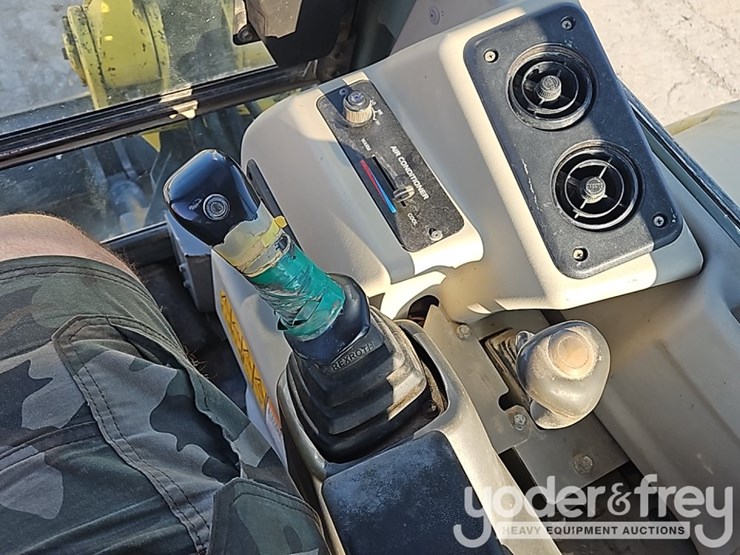 yanmar-vio55-5b-image-31