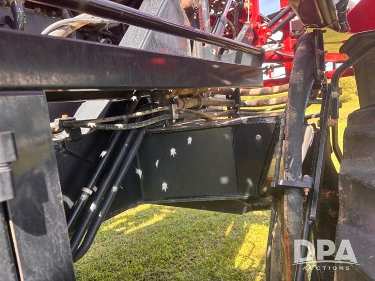 2019-case-ih-patriot-4440-image-42