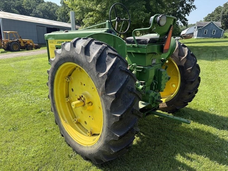 john-deere-720-image-6