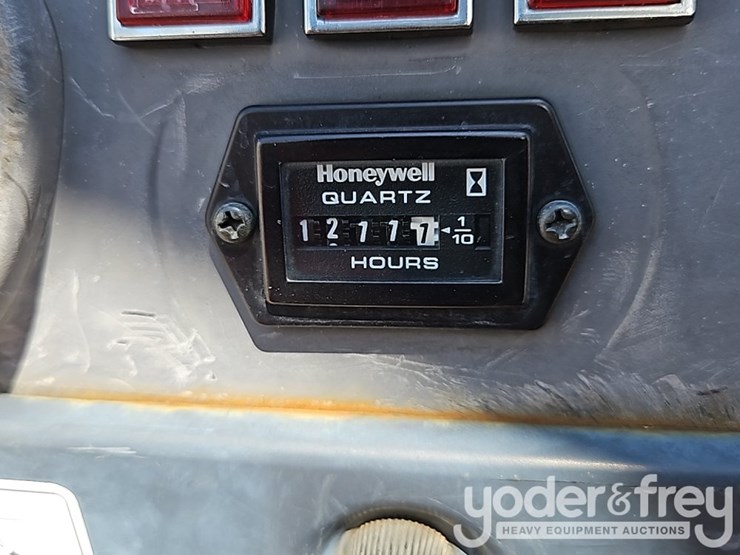 2018-kubota-k008-3-image-32