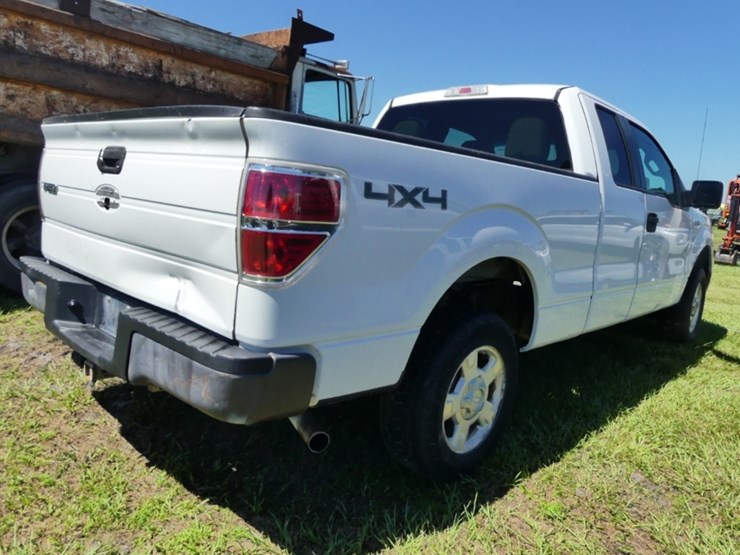 2010-ford-f150-xlt-image-3