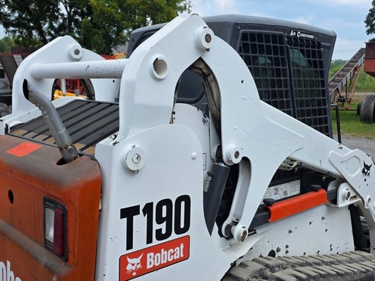 bobcat-t190-image-20