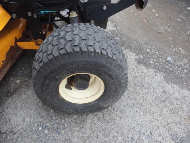 cub-cadet-lt1045-image-10