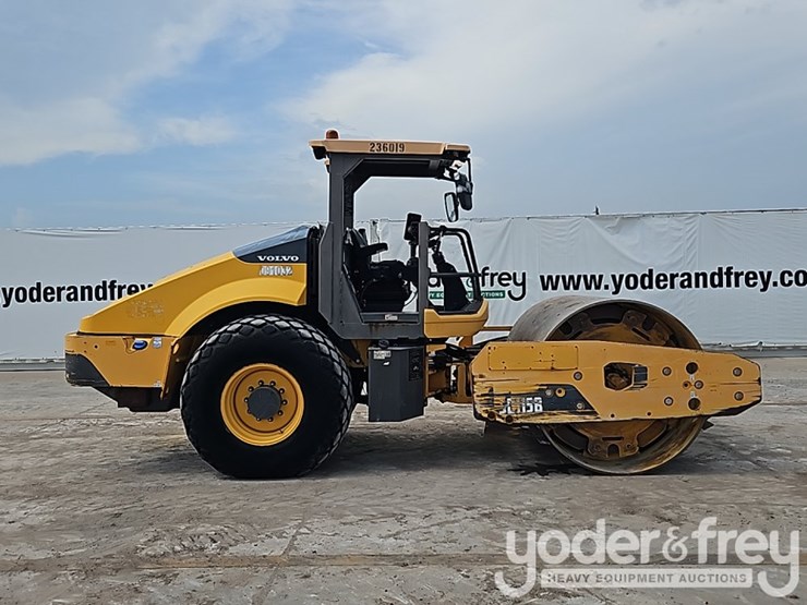 2016-volvo-sd115b-image-6